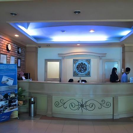 Buana Lestari Hotel Balikpapan  Extérieur photo