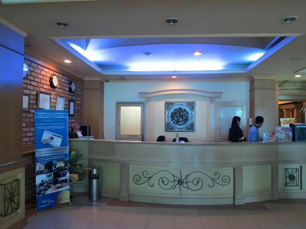 Buana Lestari Hotel Balikpapan  Extérieur photo