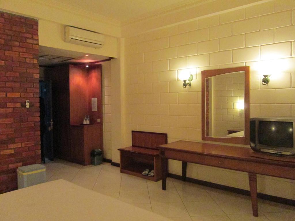 Buana Lestari Hotel Balikpapan  Extérieur photo