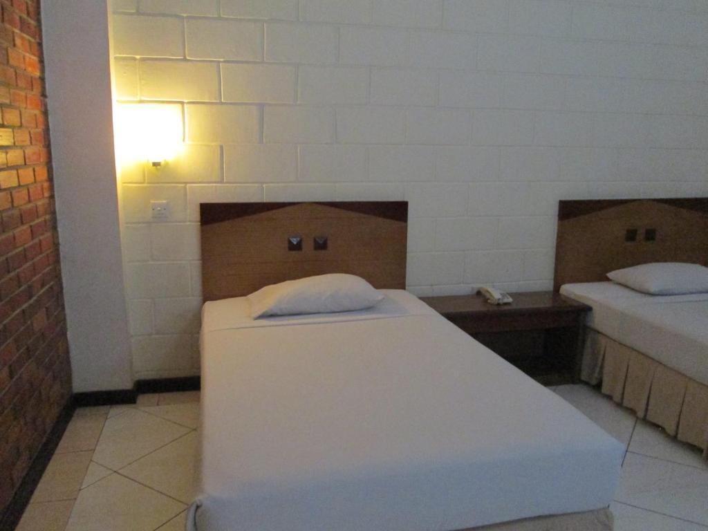 Buana Lestari Hotel Balikpapan  Extérieur photo